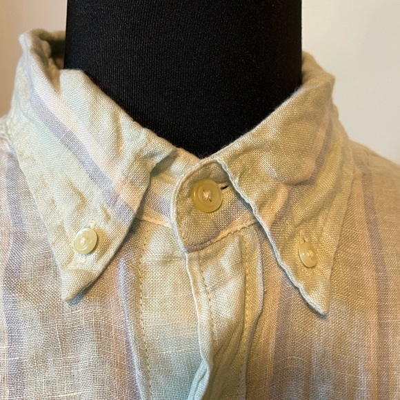 J Crew 100% linen short sleeve button down - Picture 2 of 6